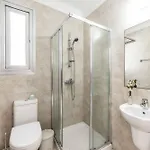 Villa Valentina Bay *