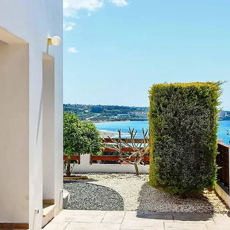 Valentina Bay Peyia
