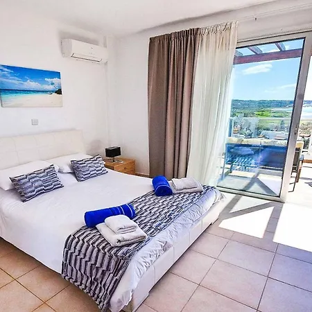 Villa Valentina Bay