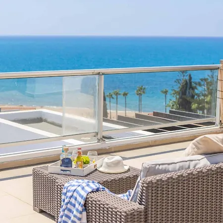 Valentina Bay Villa Peyia